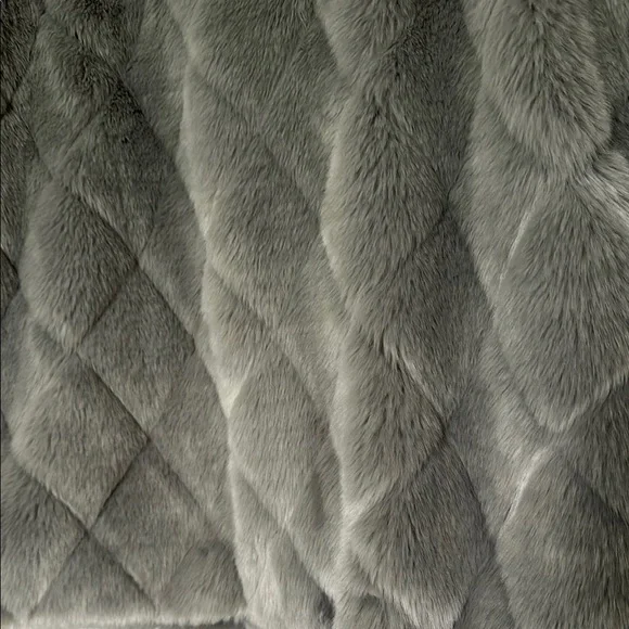 Beulah Gray Teddy Jacket Plush Faux Fur Cozy - Picture 3 of 7